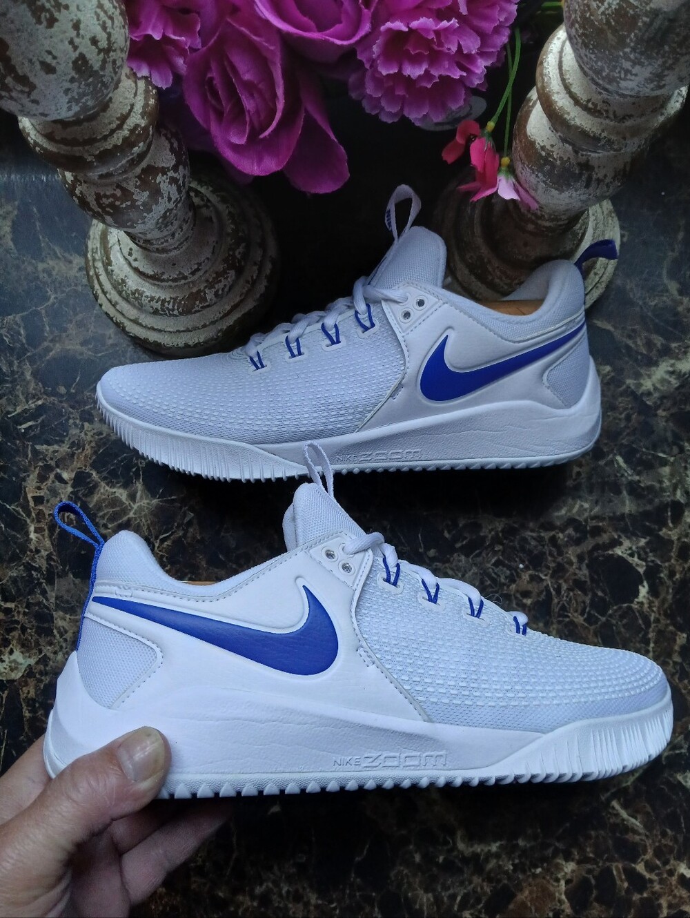 Nike Air Zoom Hyper Race Athletic/Lifestyle Volleyball Shoes Size 9 for Women